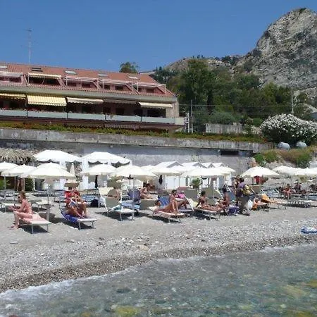 Guest house Il Cantone Del Faro 4*